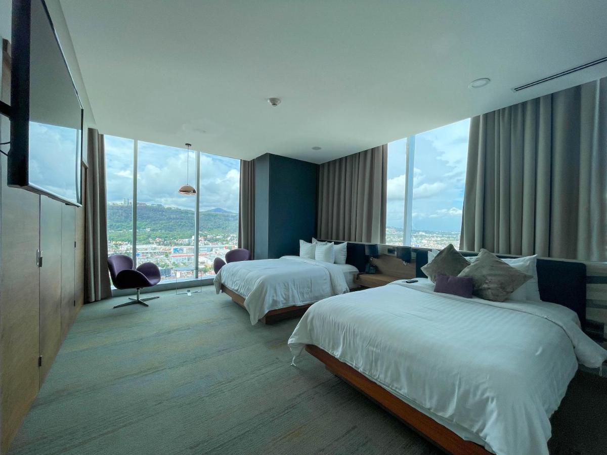 Hotel Belo Grand Morelia Bagian luar foto
