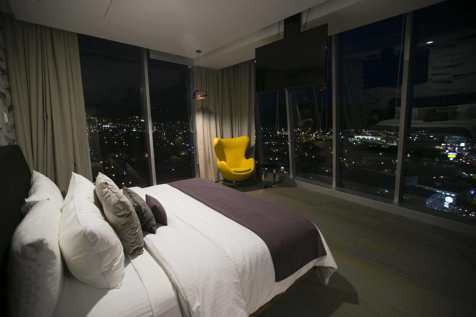 Hotel Belo Grand Morelia Bagian luar foto
