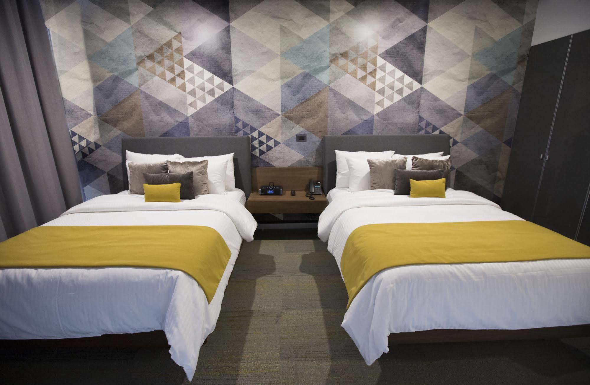Hotel Belo Grand Morelia Bagian luar foto